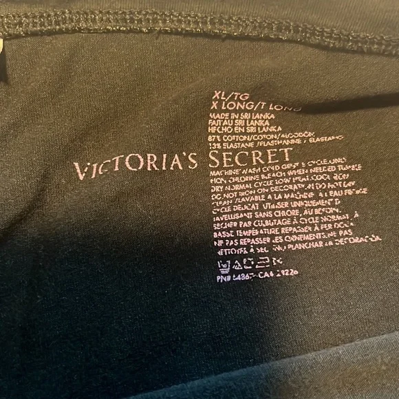 Victoria’s Secret yoga bootcut pants
All back
Gently worn
Size: xl long - Picture 3 of 5